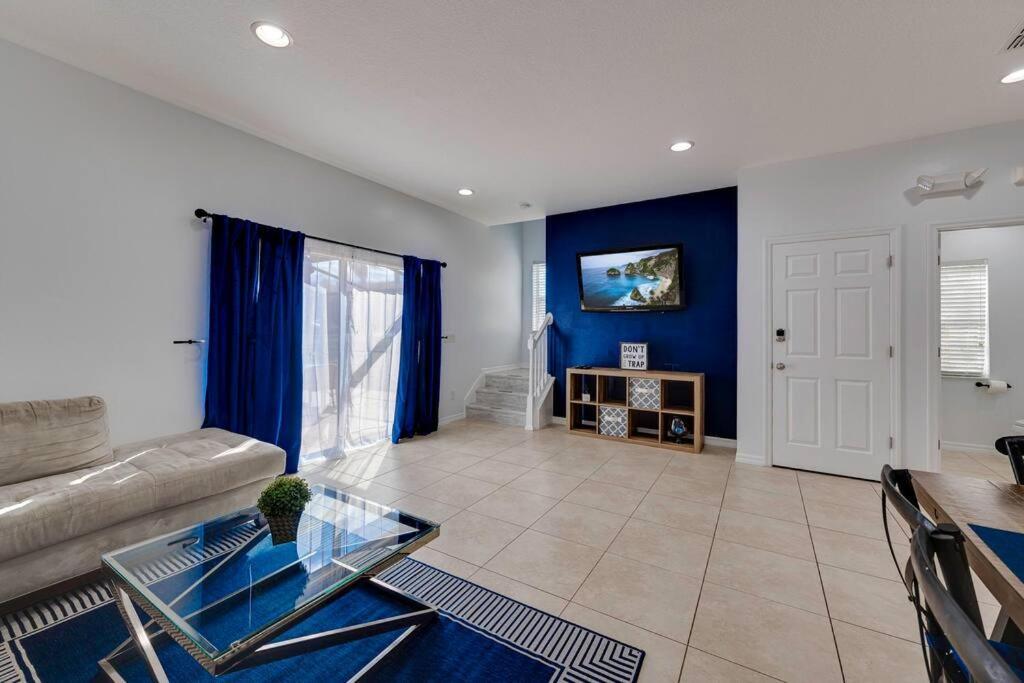 Welcome To Villa Azul, Your Home Away From Home! Kissimmee Bagian luar foto